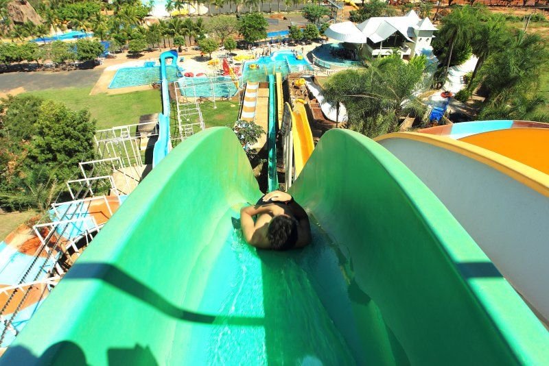 Thermas mais thermas dos laranjais atracoes everest