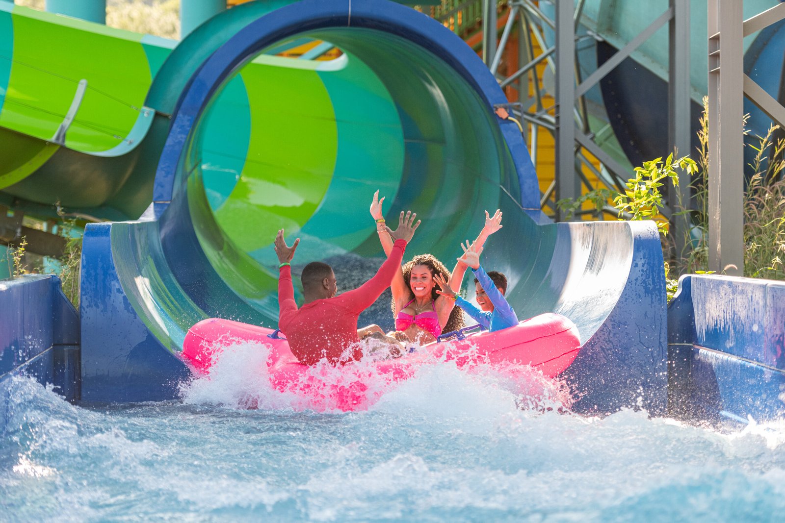 TURBILHADOS RIO DAS CURVAS CHEGADA - Hot Park